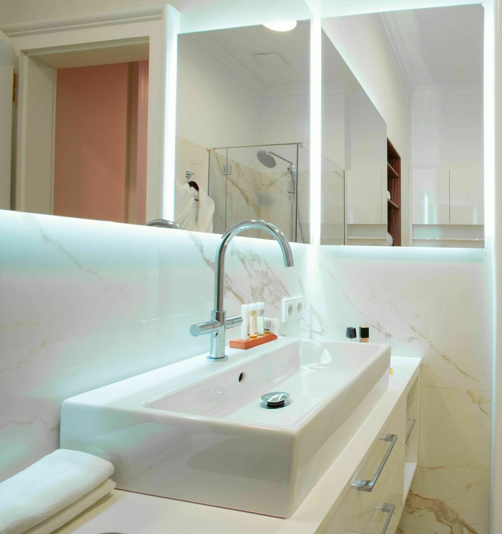 Imperium Residence - Experience the most Luxurious Apartment in Vienna Center Extérieur photo